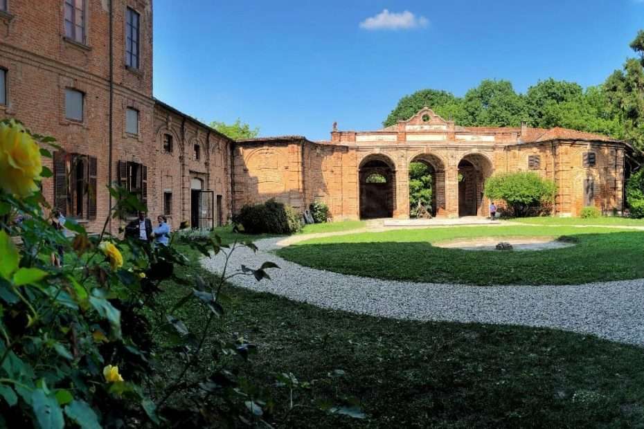 Rocca Brivio cortile interno