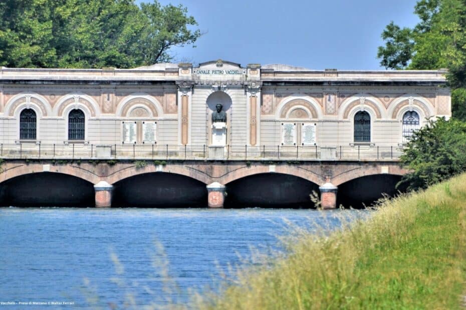 Canale Pietro Vacchelli - Presa di Marzano (LO) - © Walter Ferrari